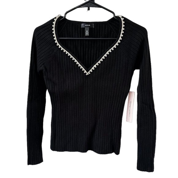 NWT AQUA JEWEL EMBELLISHED V-NECK RIBBED SWEATER - Picture 2 of 4